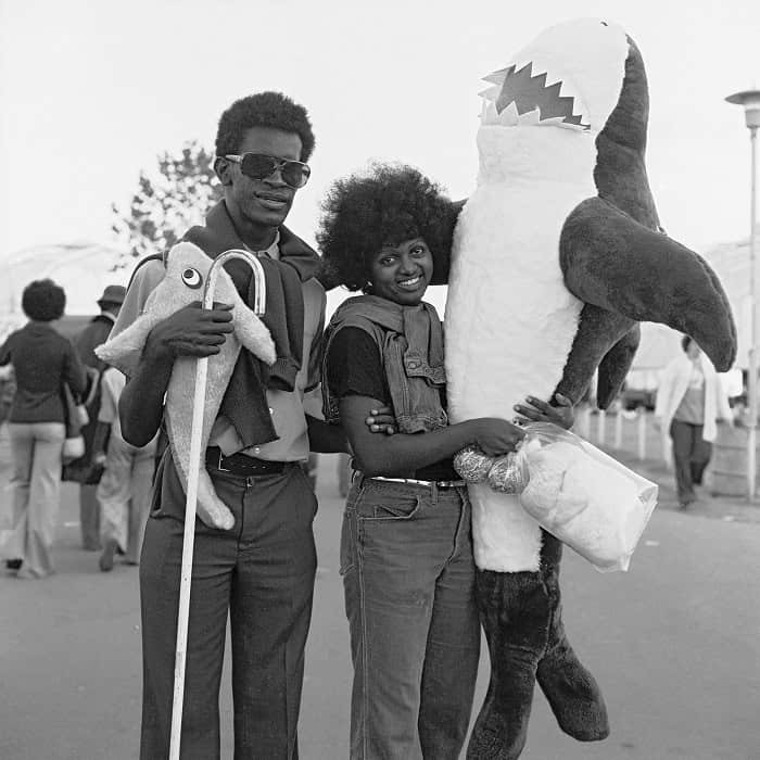 AVERY DANZIGER©2020 _ALL RIGHTS RESERVED